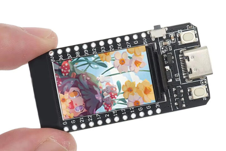 Add a tiny desktop monitor to your PC with the ESP32 Desktop Monitor project - CNX Software