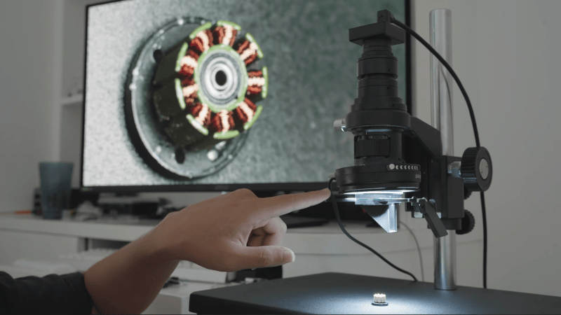 Building a Microscope with a 3D View - Hackaday